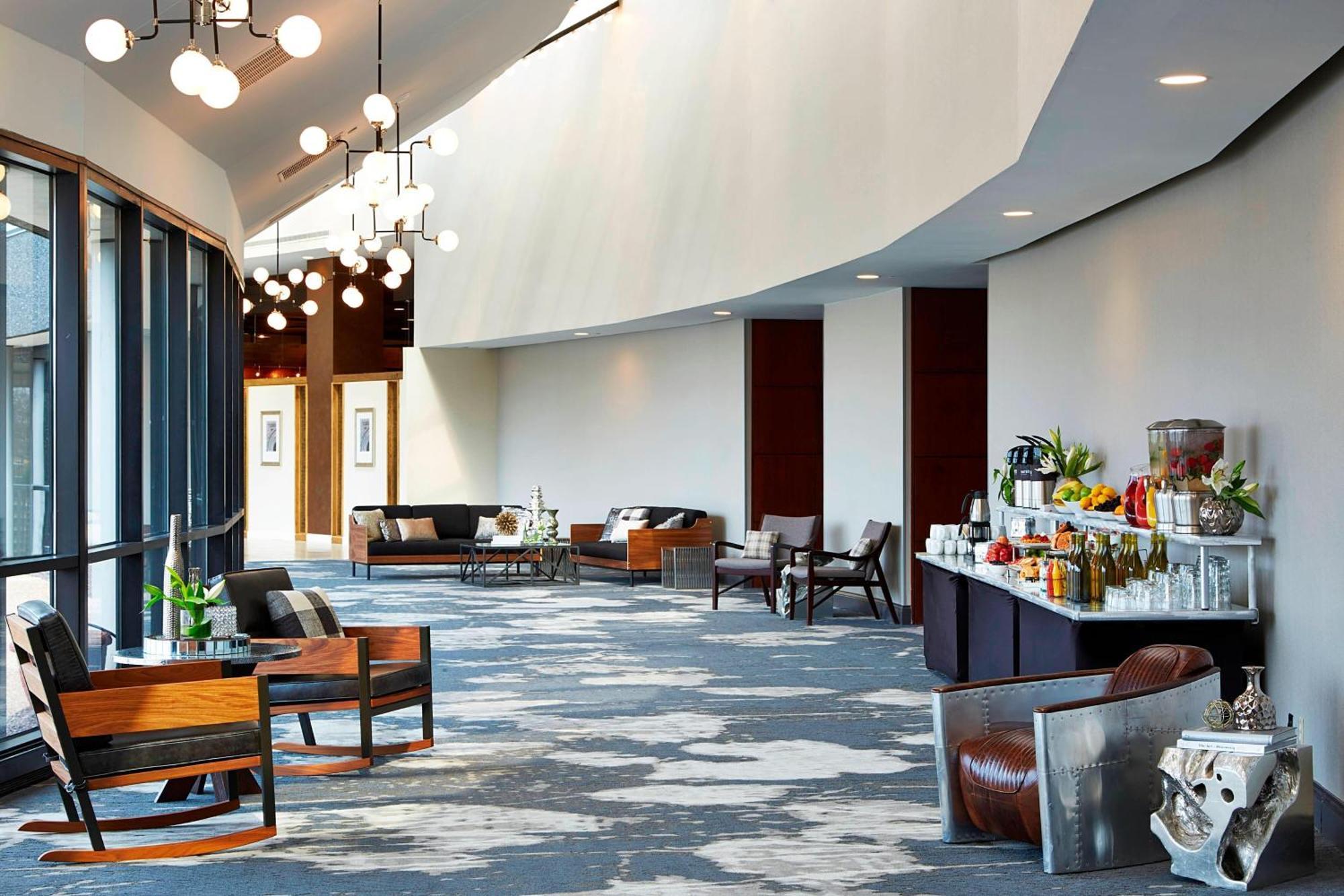 Renaissance St. Louis Airport Hotel Berkeley Exteriör bild