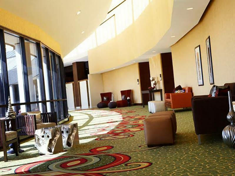 Renaissance St. Louis Airport Hotel Berkeley Exteriör bild