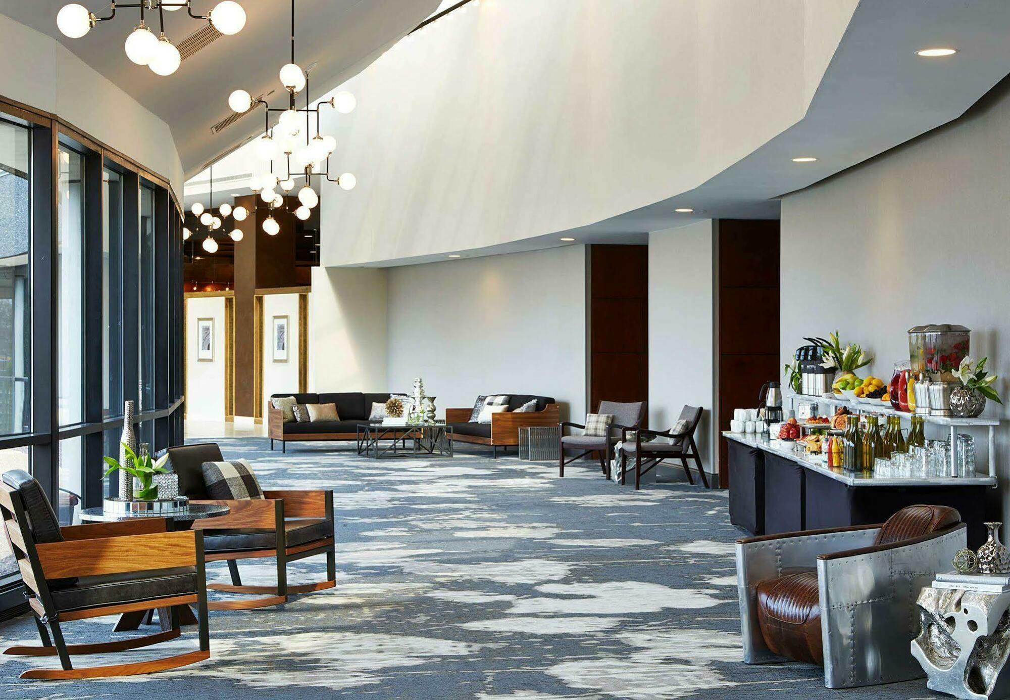 Renaissance St. Louis Airport Hotel Berkeley Exteriör bild